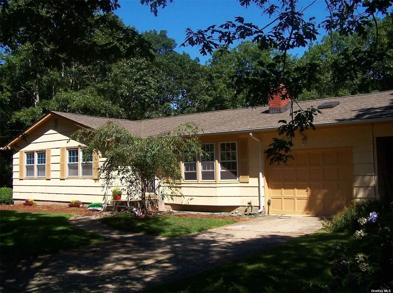 26 Rolling Hill Road - Photo 1
