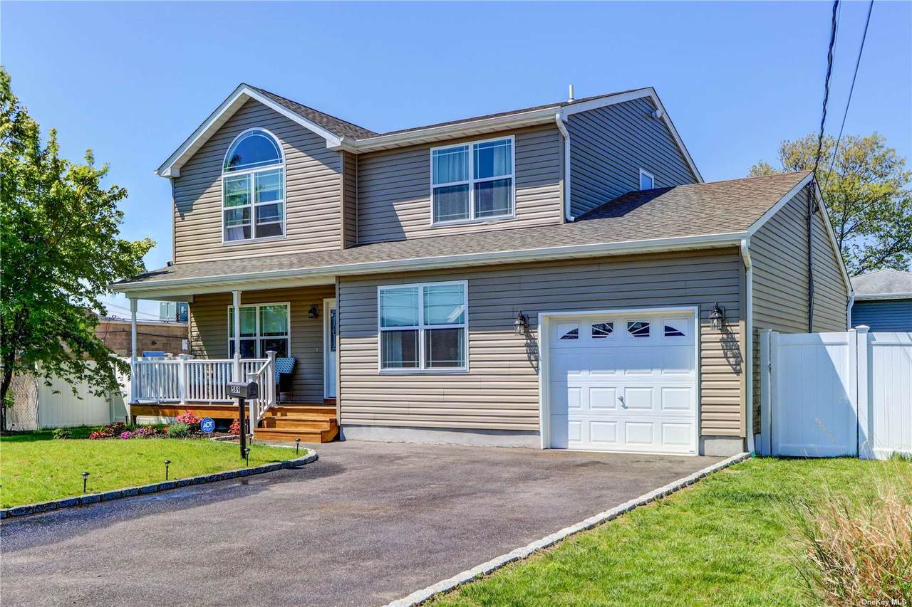 589 7th Street - Photo 1