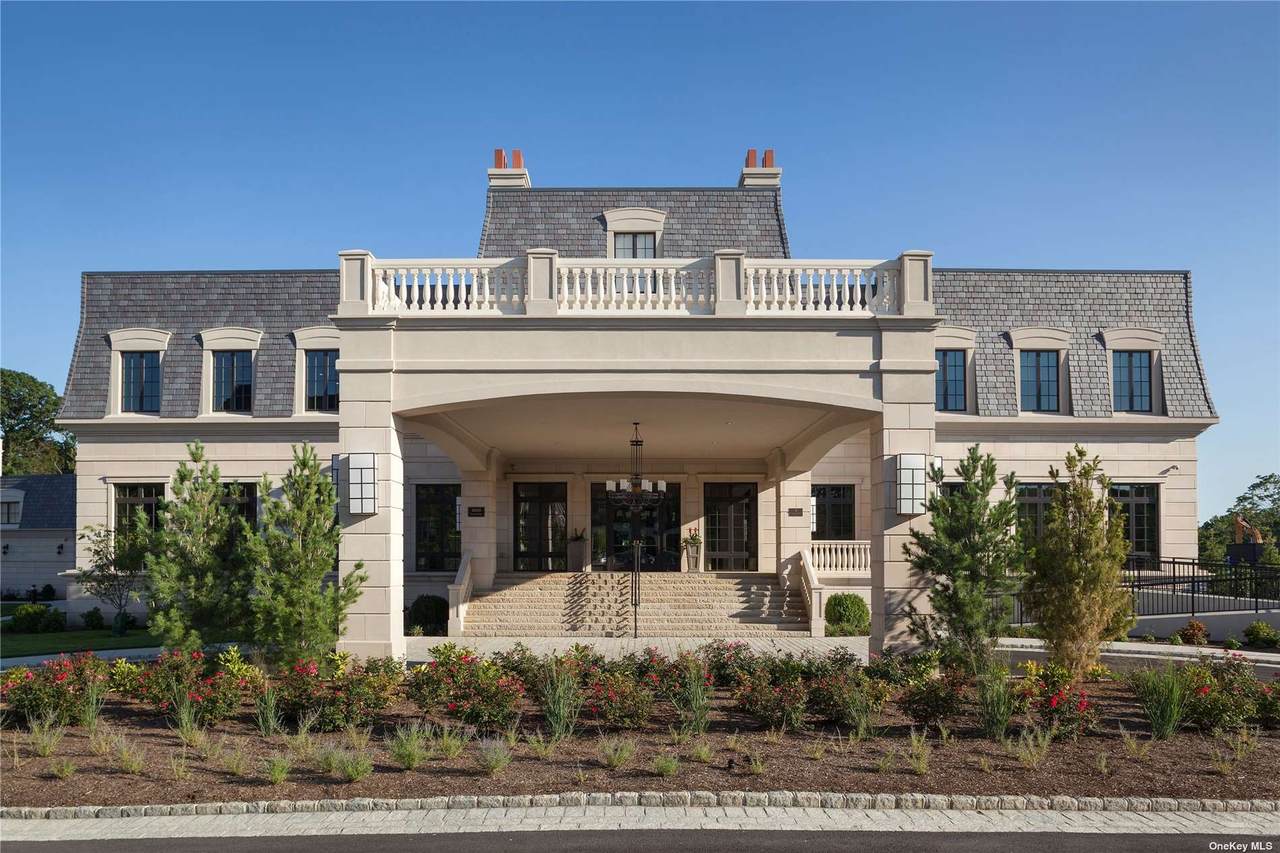 3000 Royal Court - Photo 1