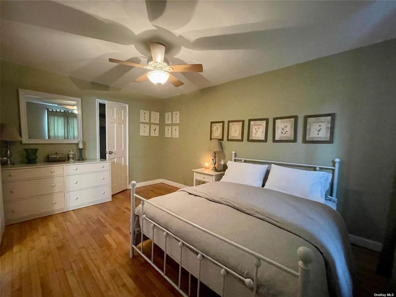 33-15 81 Street - Photo 1