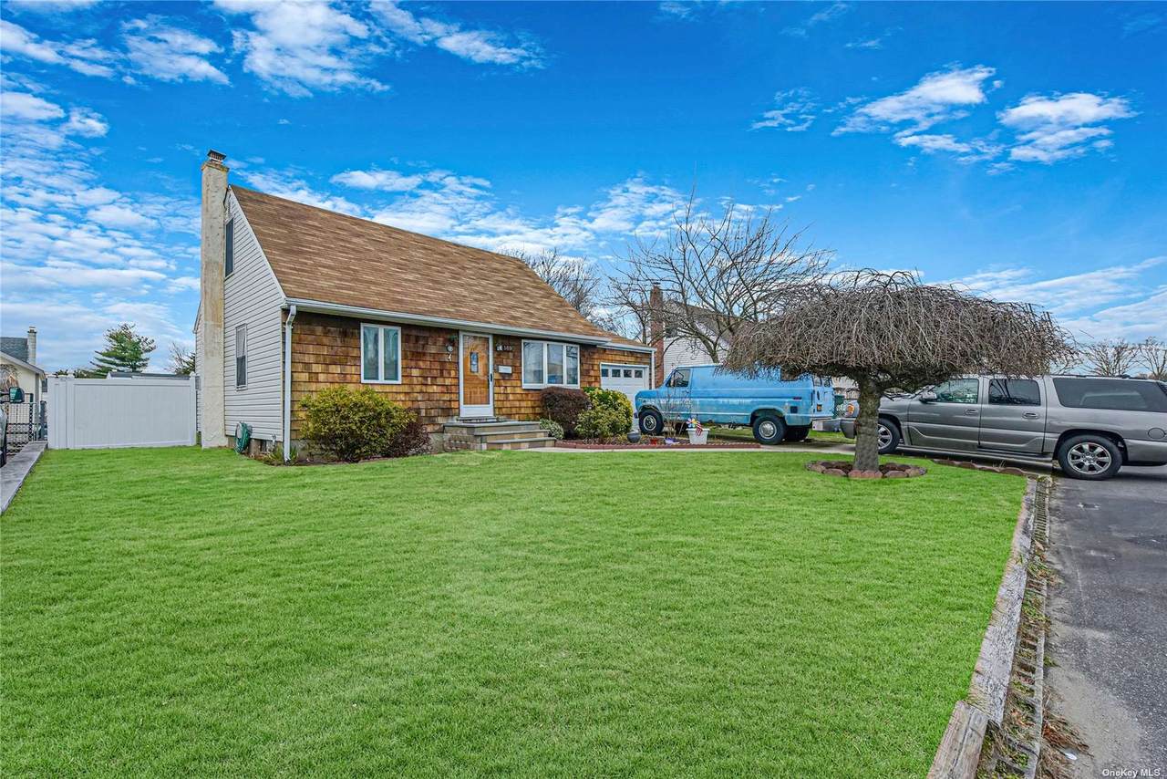 169 Walker Street - Photo 1