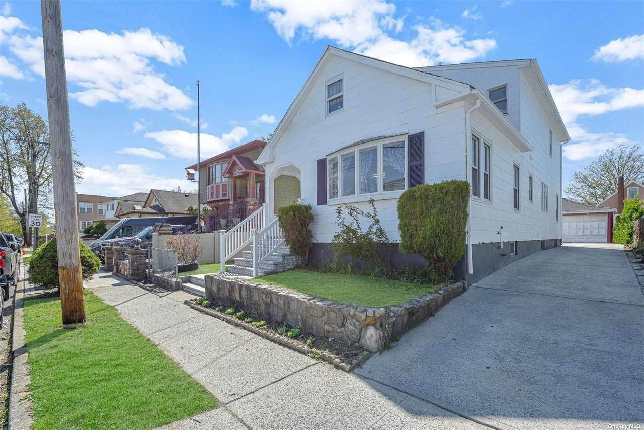 182 Benson Avenue - Photo 1