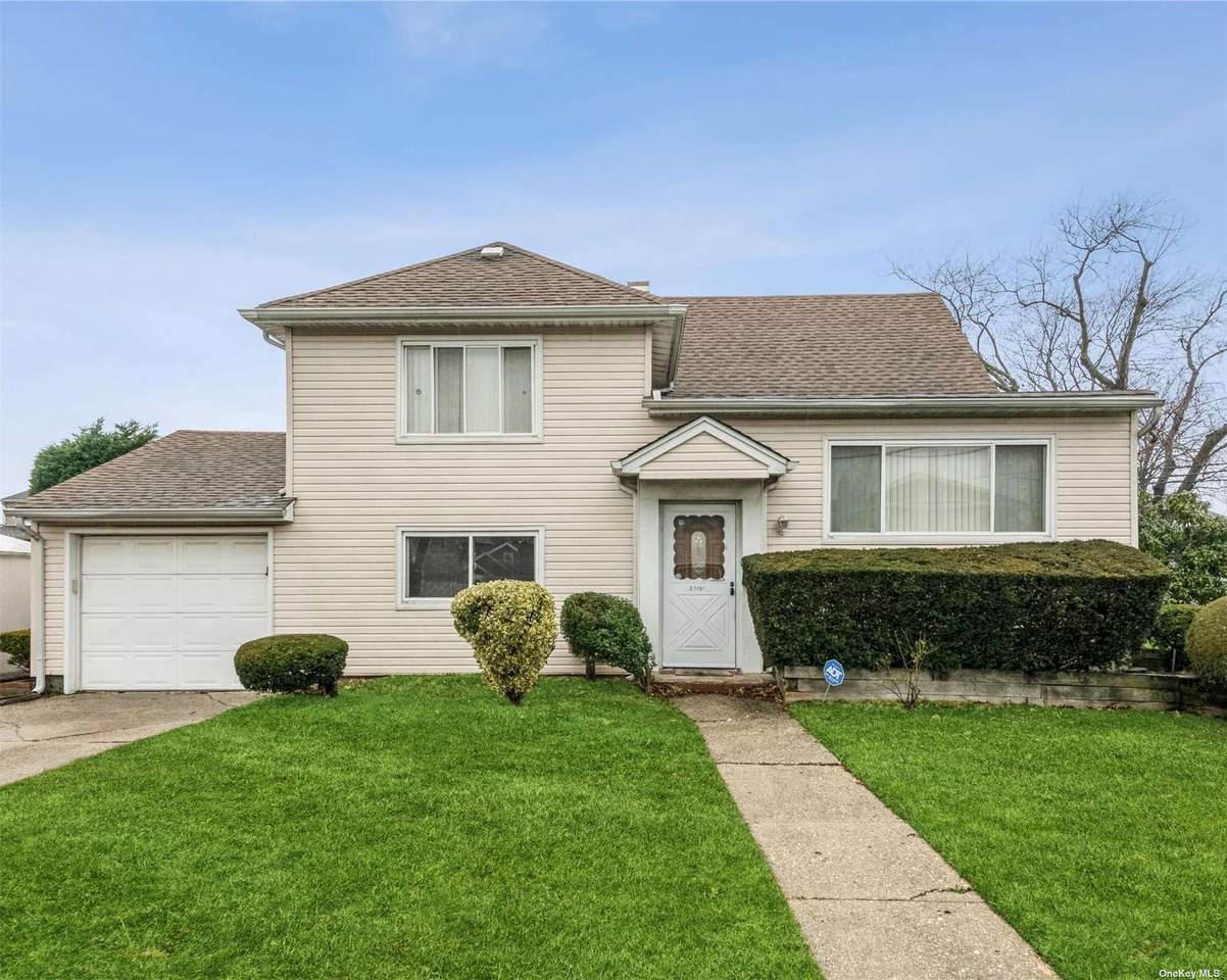2716 Beach Drive - Photo 1