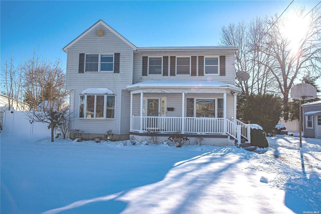 512 Windmill Avenue - Photo 1