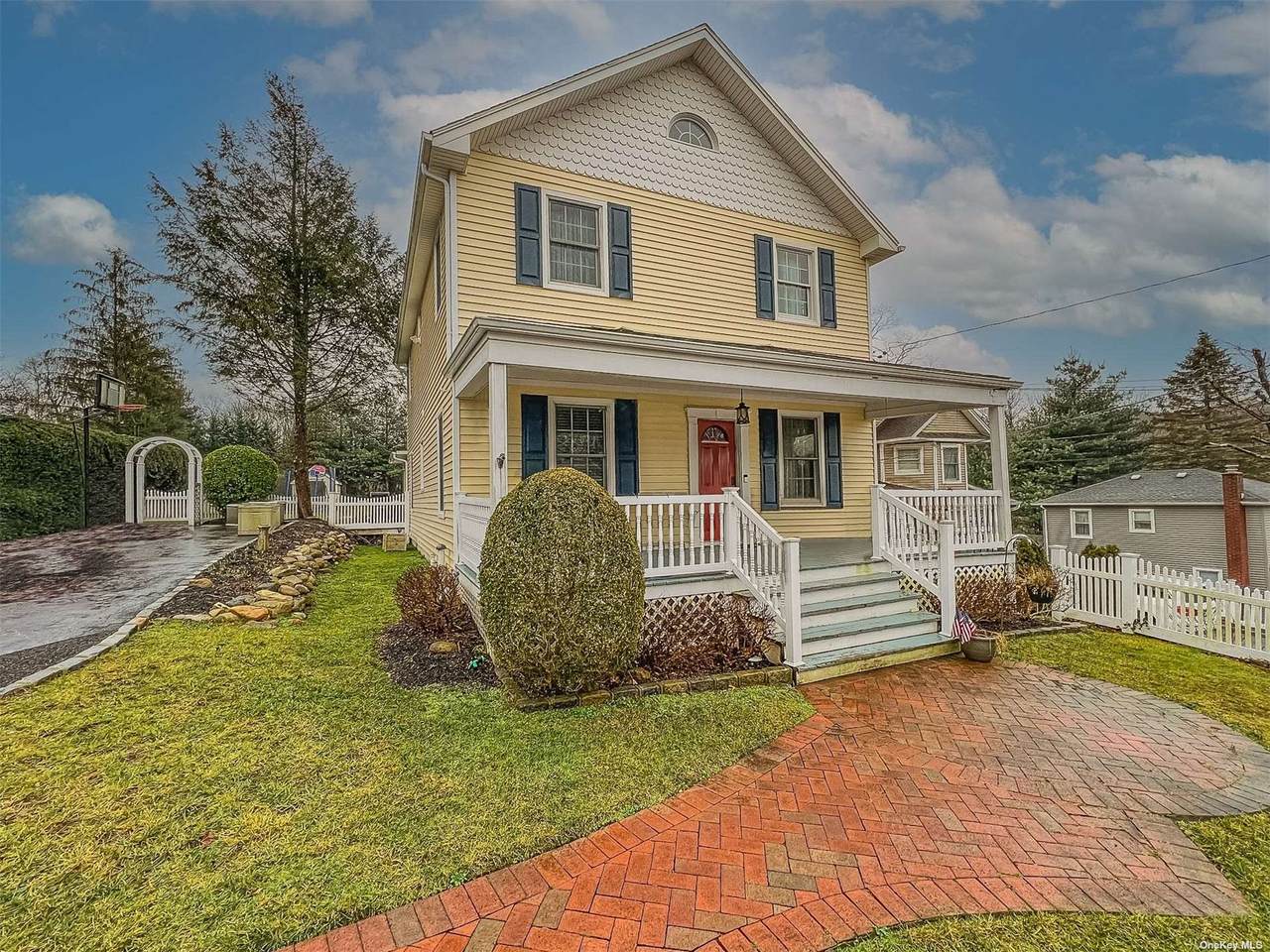24 Grove Street - Photo 1