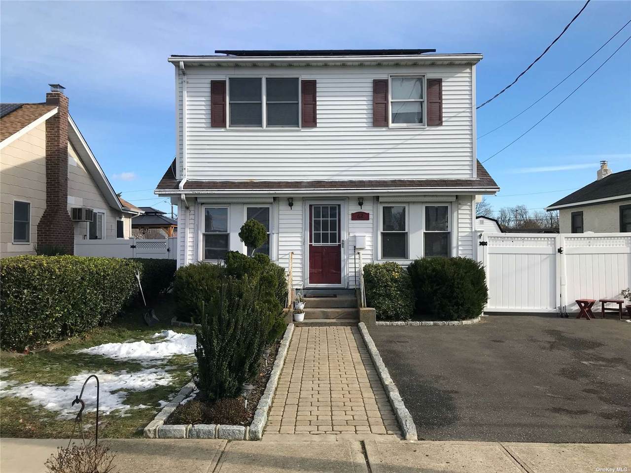 62 Emerson Avenue - Photo 1