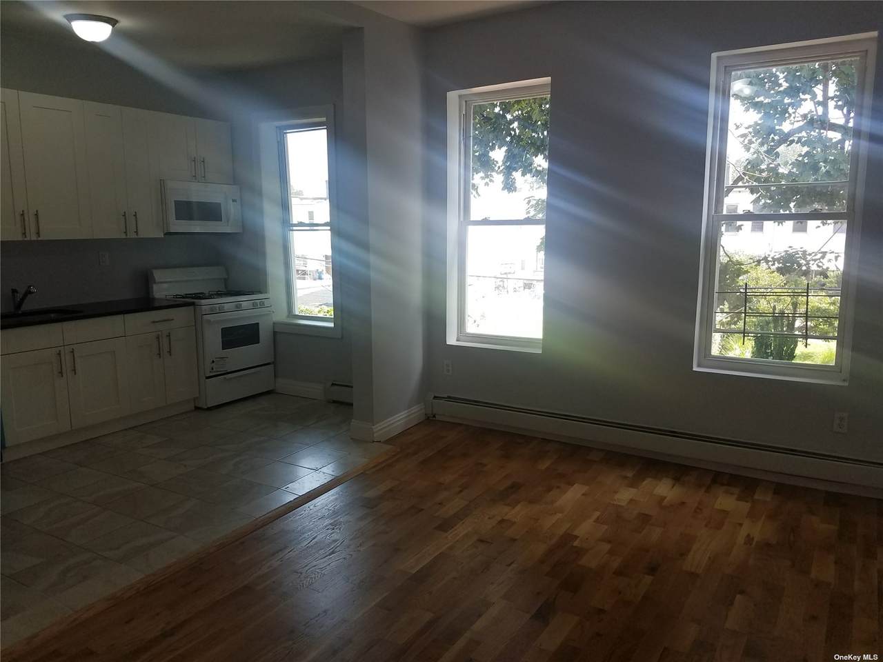 185 Hale Avenue - Photo 1