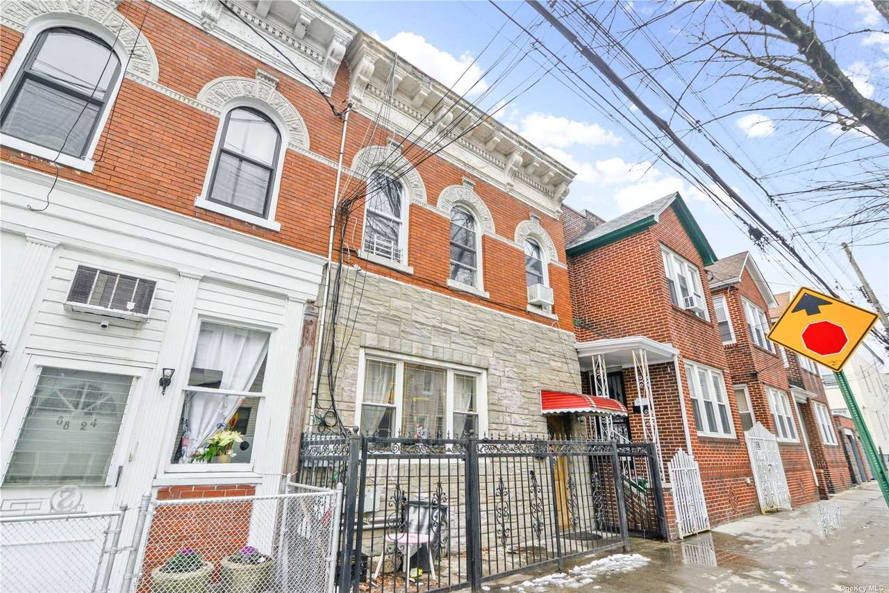 88-22 85th Street - Photo 1