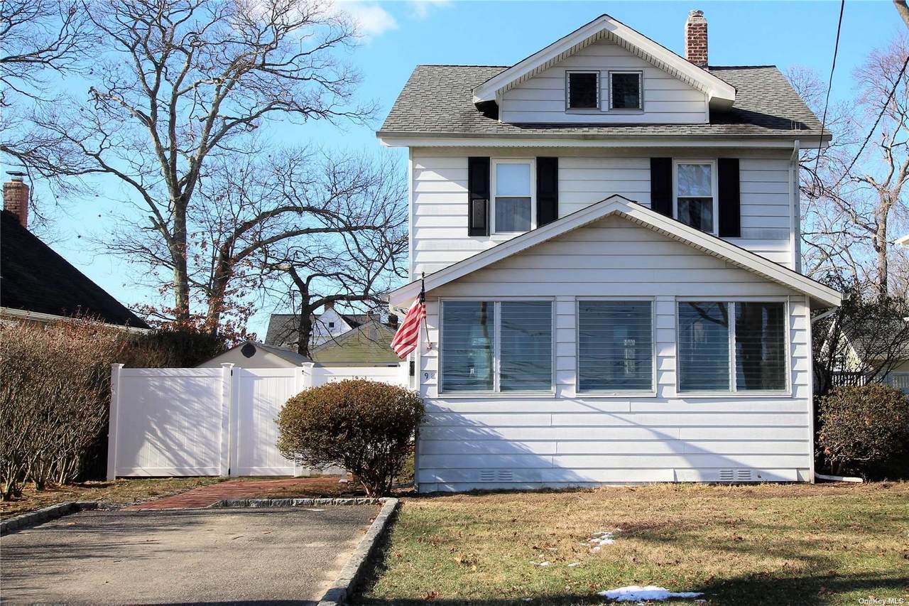 98 Greeley Avenue - Photo 1
