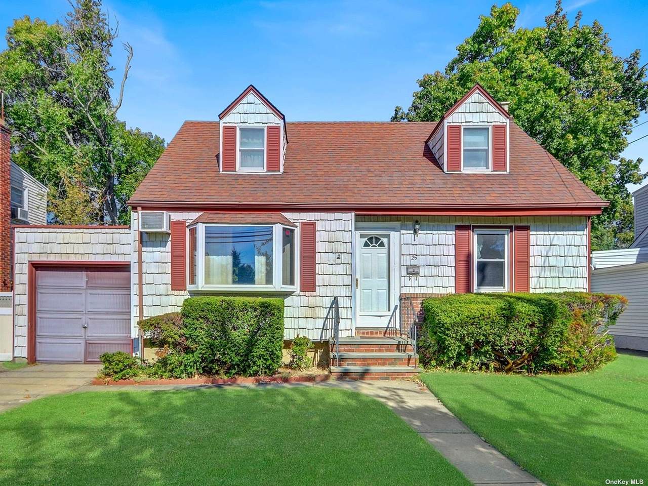 25 Clark Boulevard - Photo 1