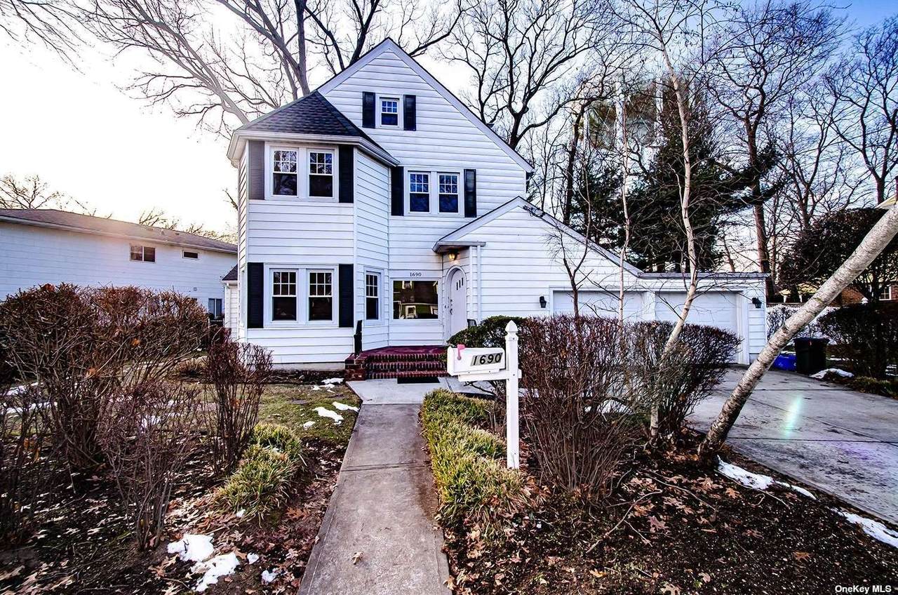 1690 Westervelt Avenue - Photo 1