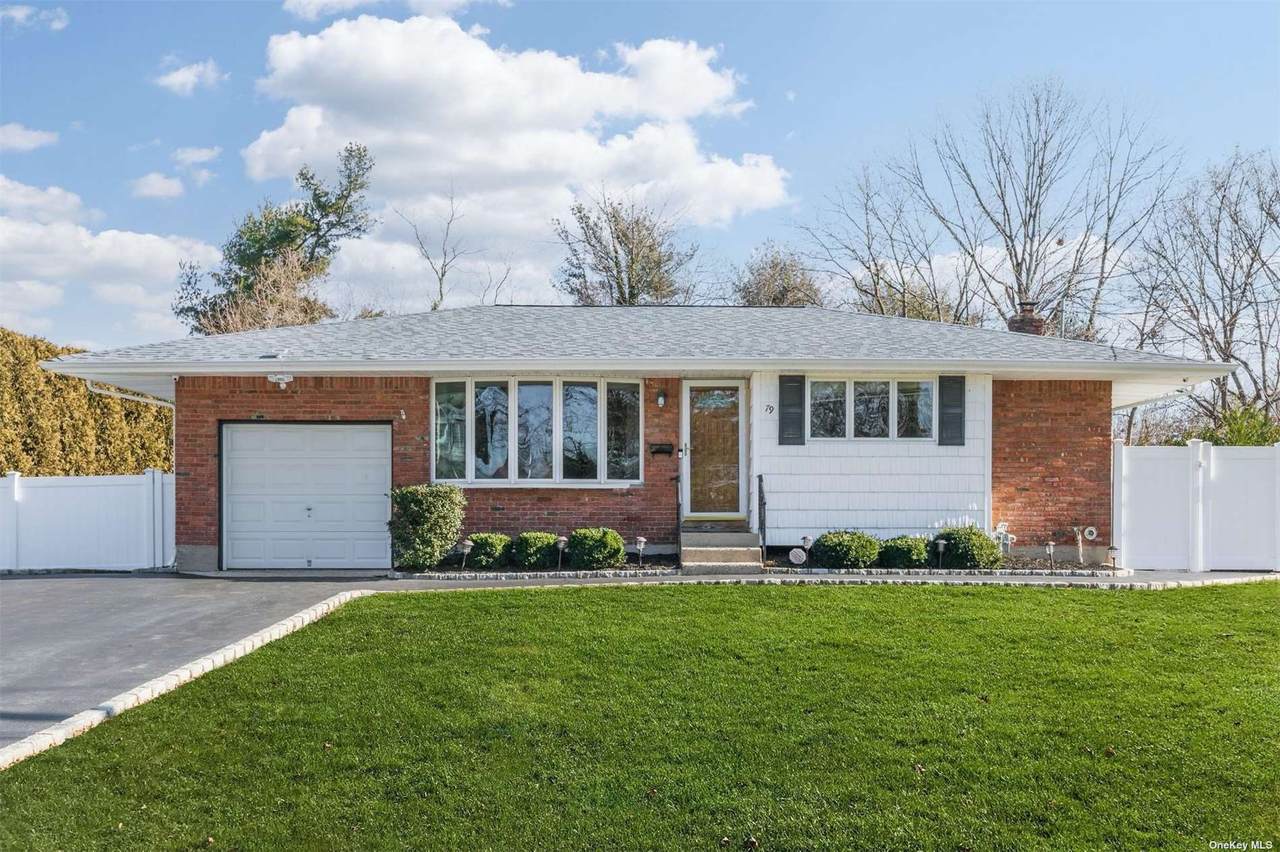 79 Hedgerow Lane - Photo 1