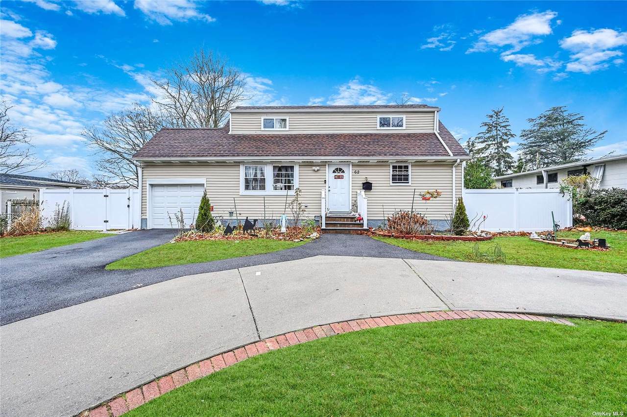 62 Samuel Street - Photo 1