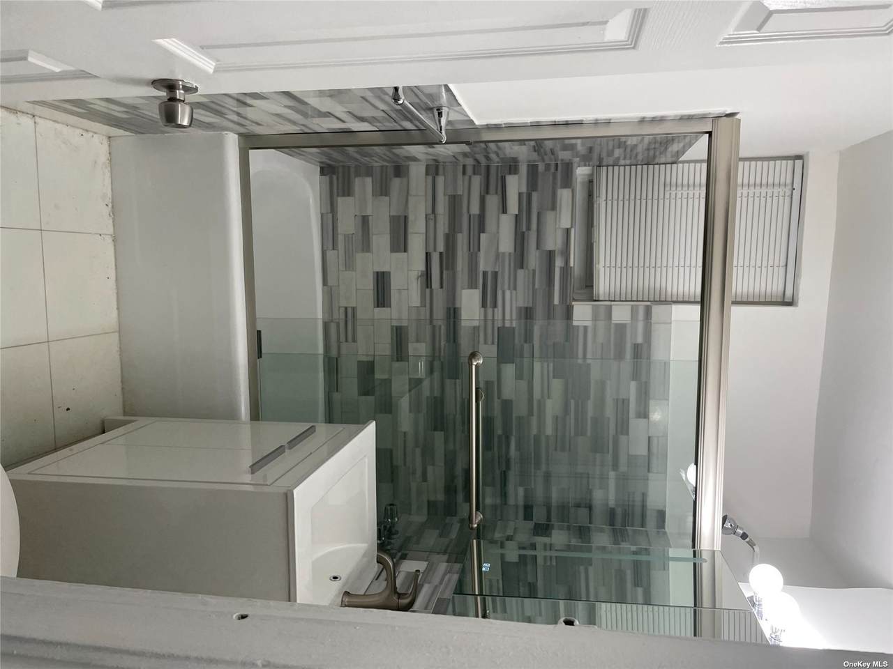 86-05 60th Rd - Photo 1