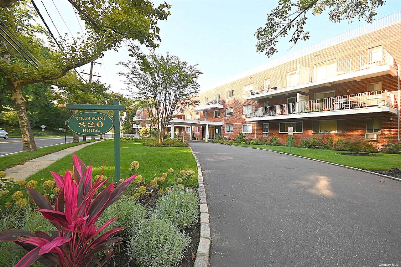 320 E Shore Road - Photo 1