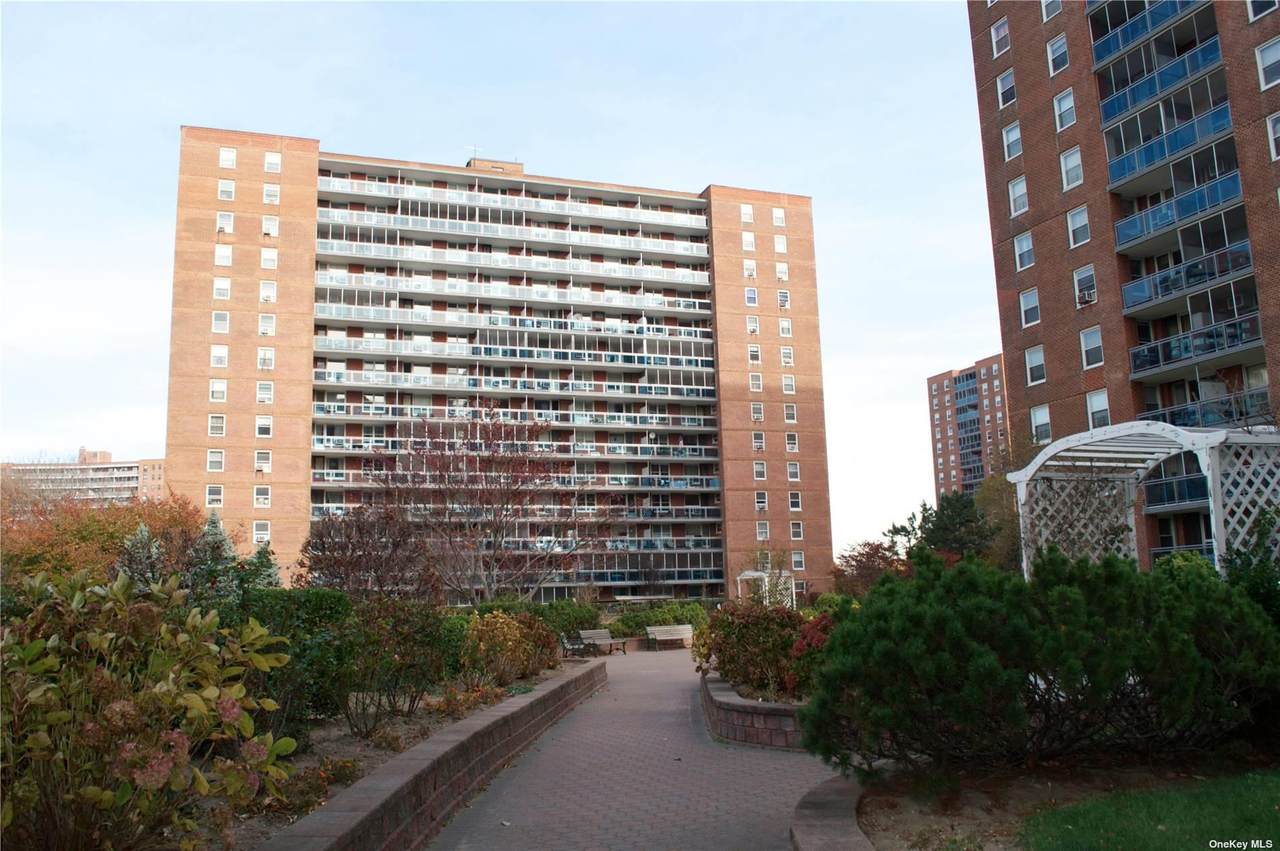 97-40 62 Drive - Photo 1