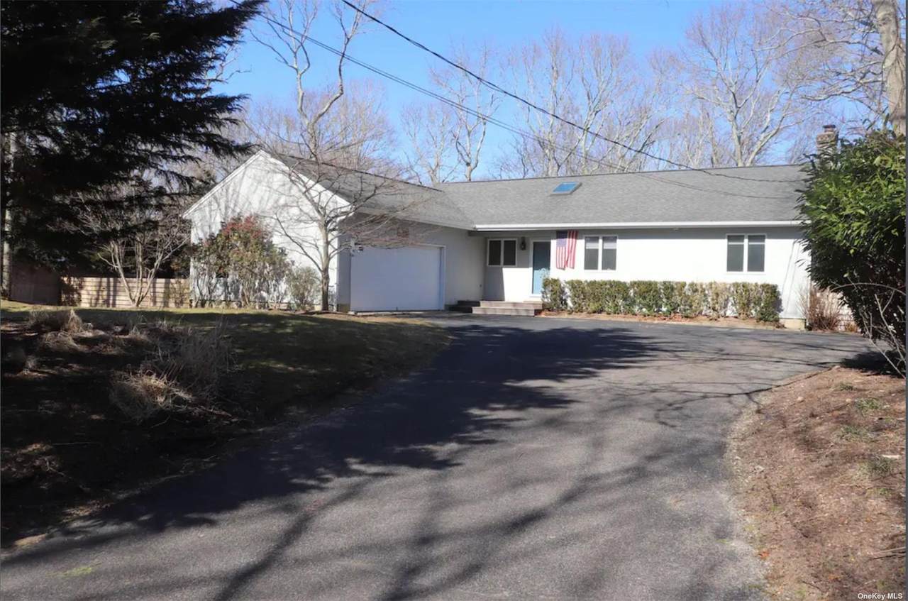 159 Woodbine Drive - Photo 1