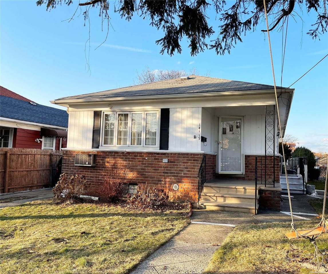 141-19 13 Avenue - Photo 1