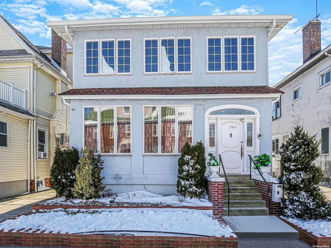 3904 Laurel Avenue - Photo 1
