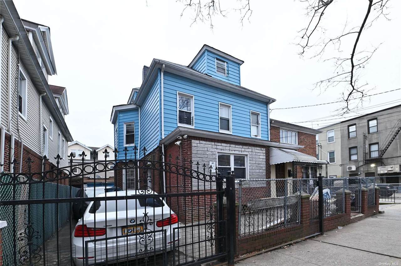 96-14 40th Road - Photo 1