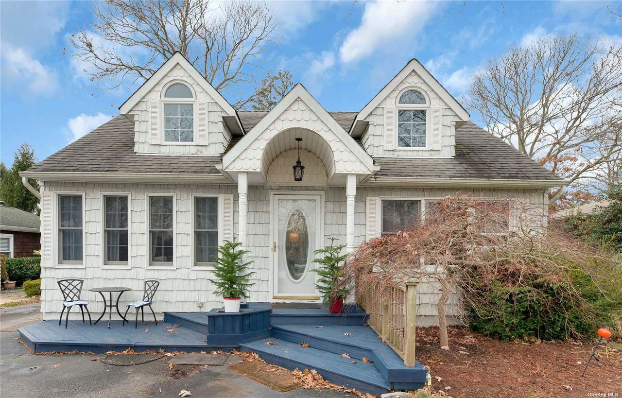 72 Howells Point Road - Photo 1