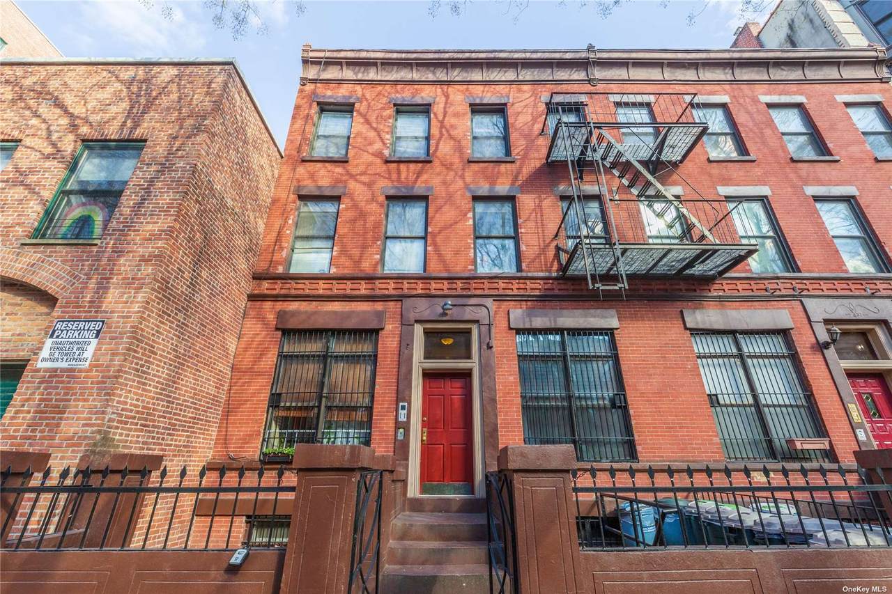 435 13th Street - Photo 1