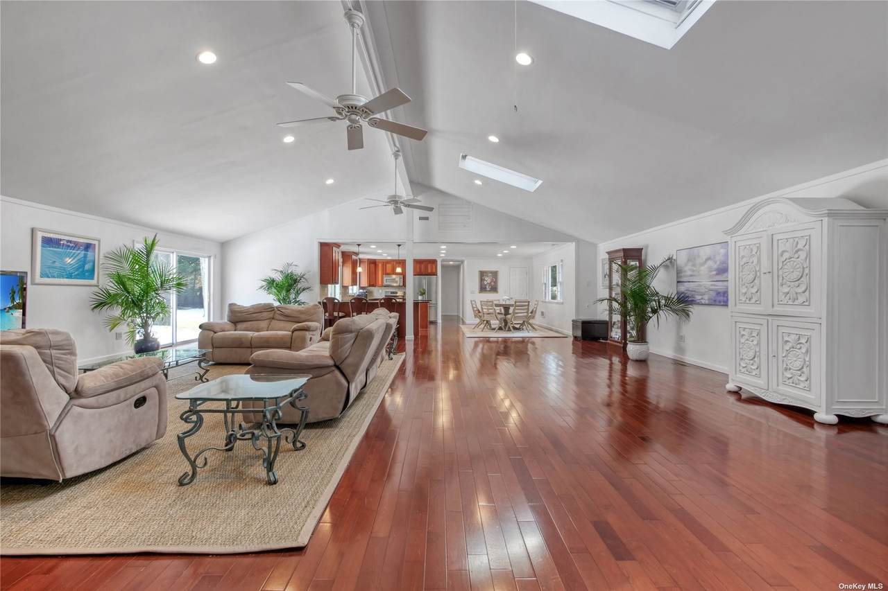 37 Jones Road - Photo 1