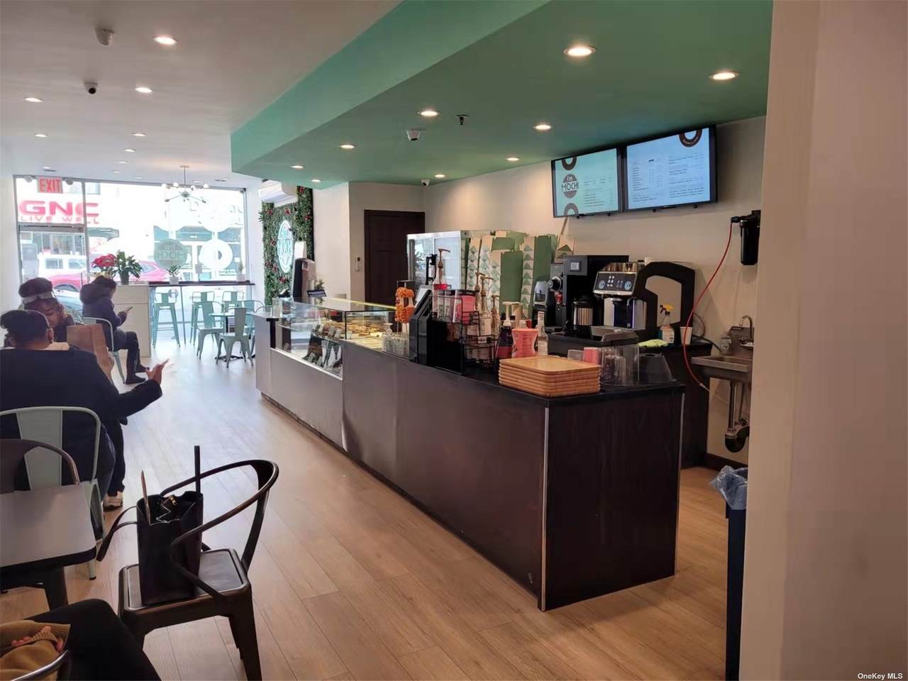 42-14 Bell Blvd - Photo 1