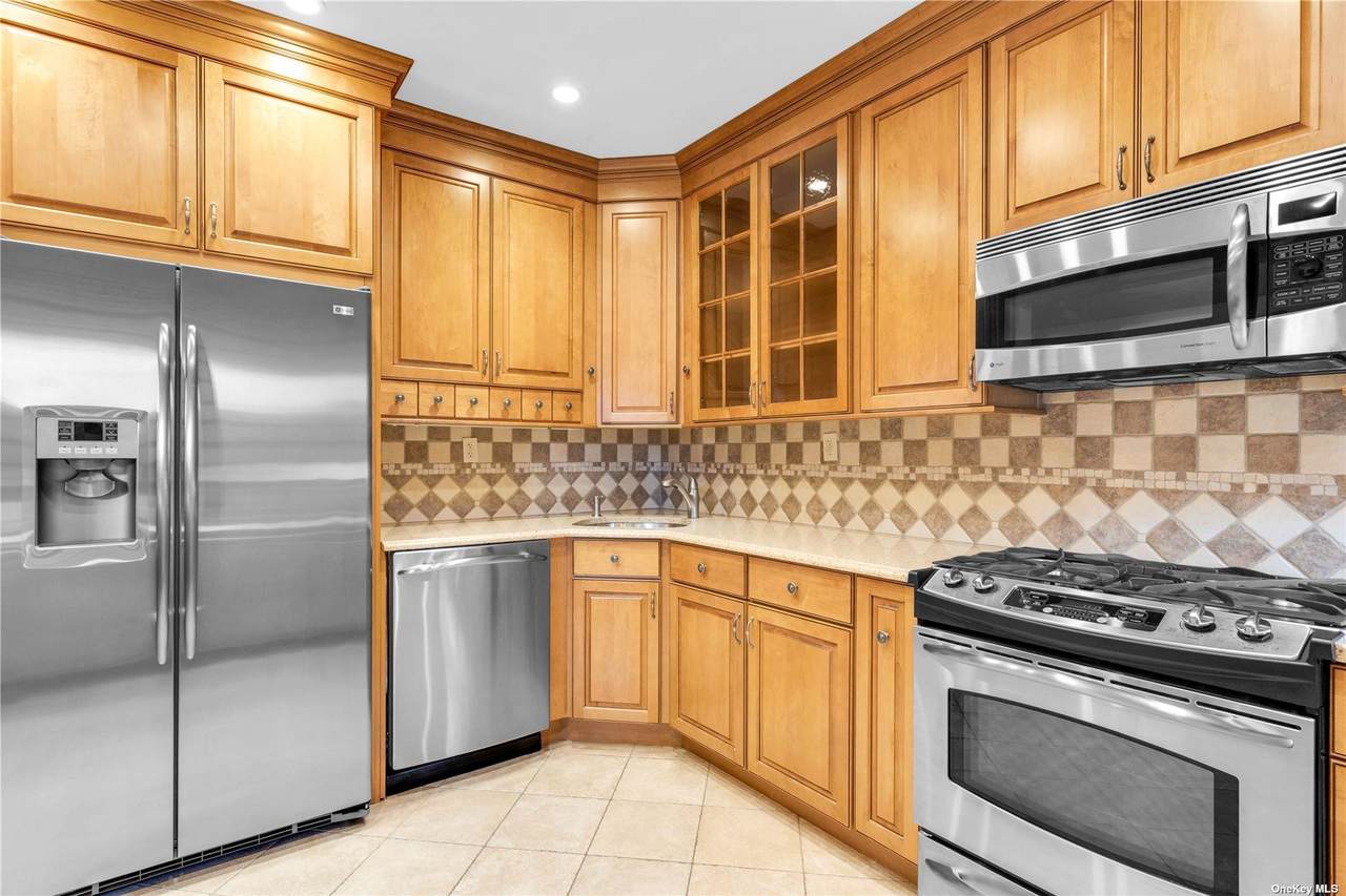 19-13 80th Street - Photo 1