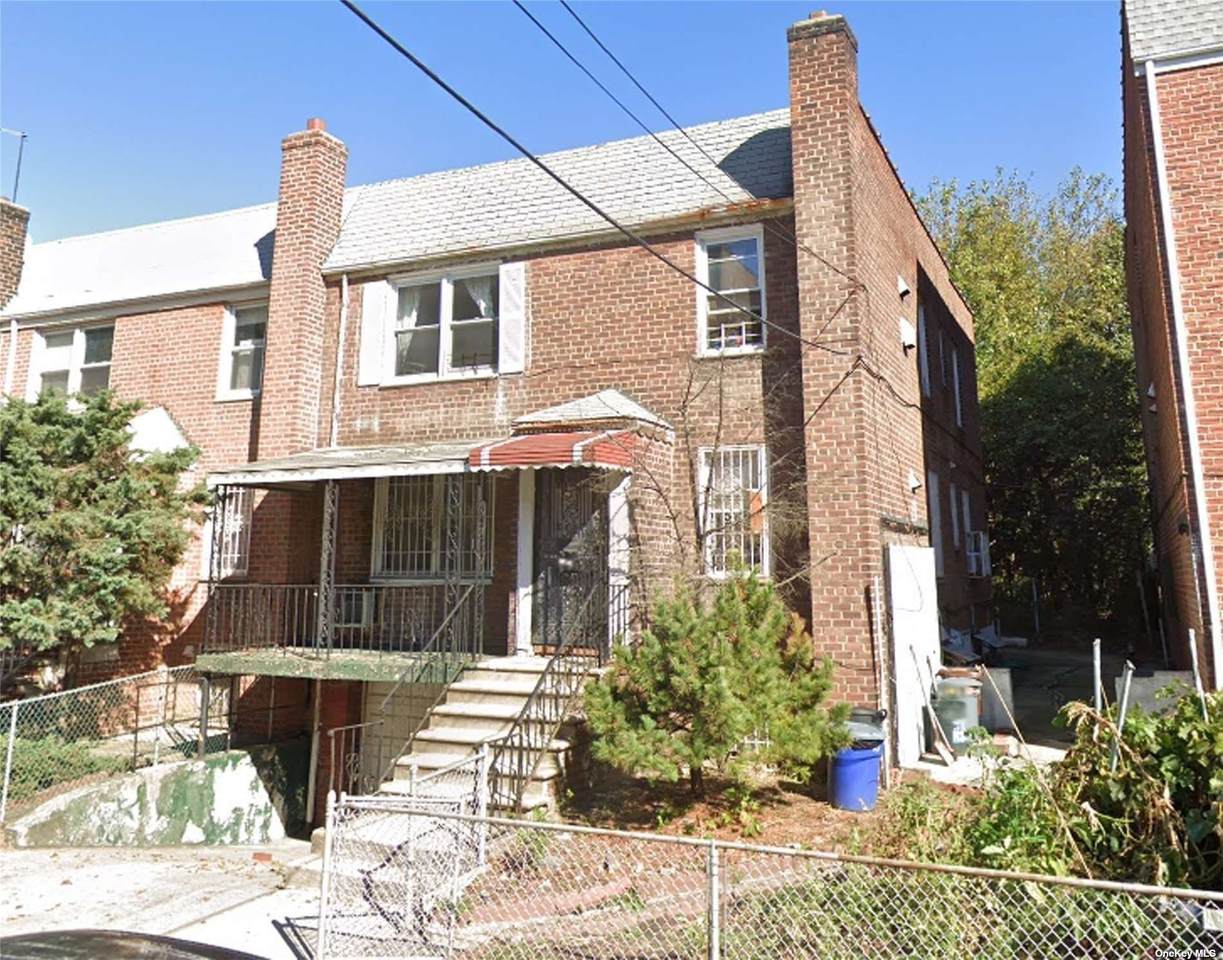 42-11 Saull St - Photo 1