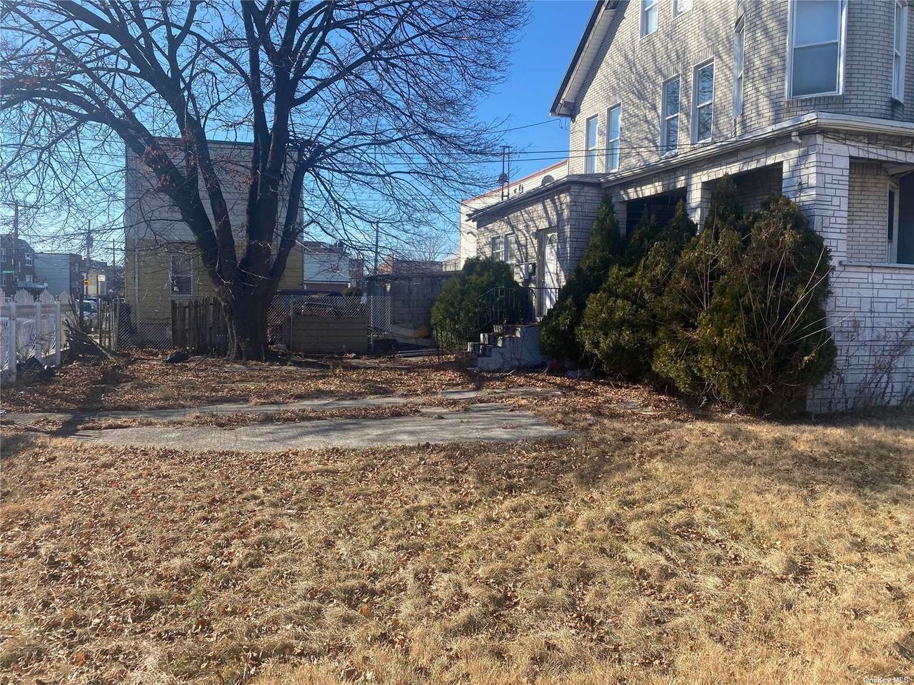 9115, 9119 Bedell Lane - Photo 1