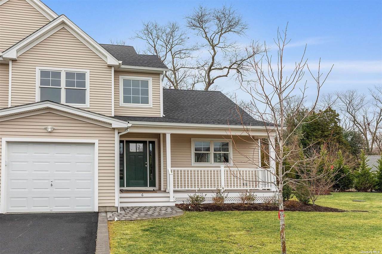 450 Middle Road - Photo 1