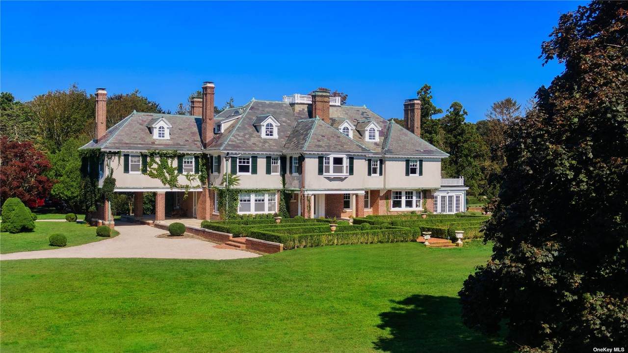 94 Quogue Street - Photo 1