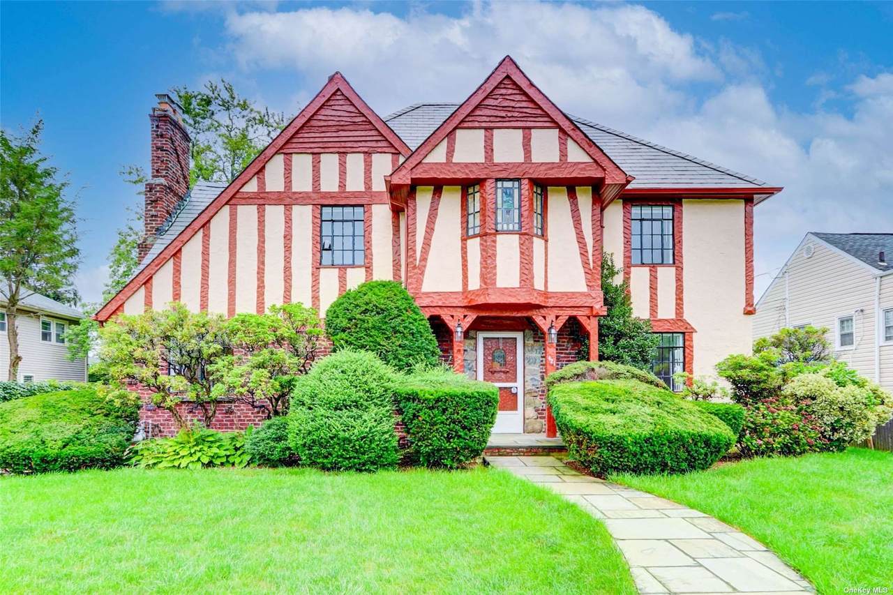 421 Long Beach Road - Photo 1