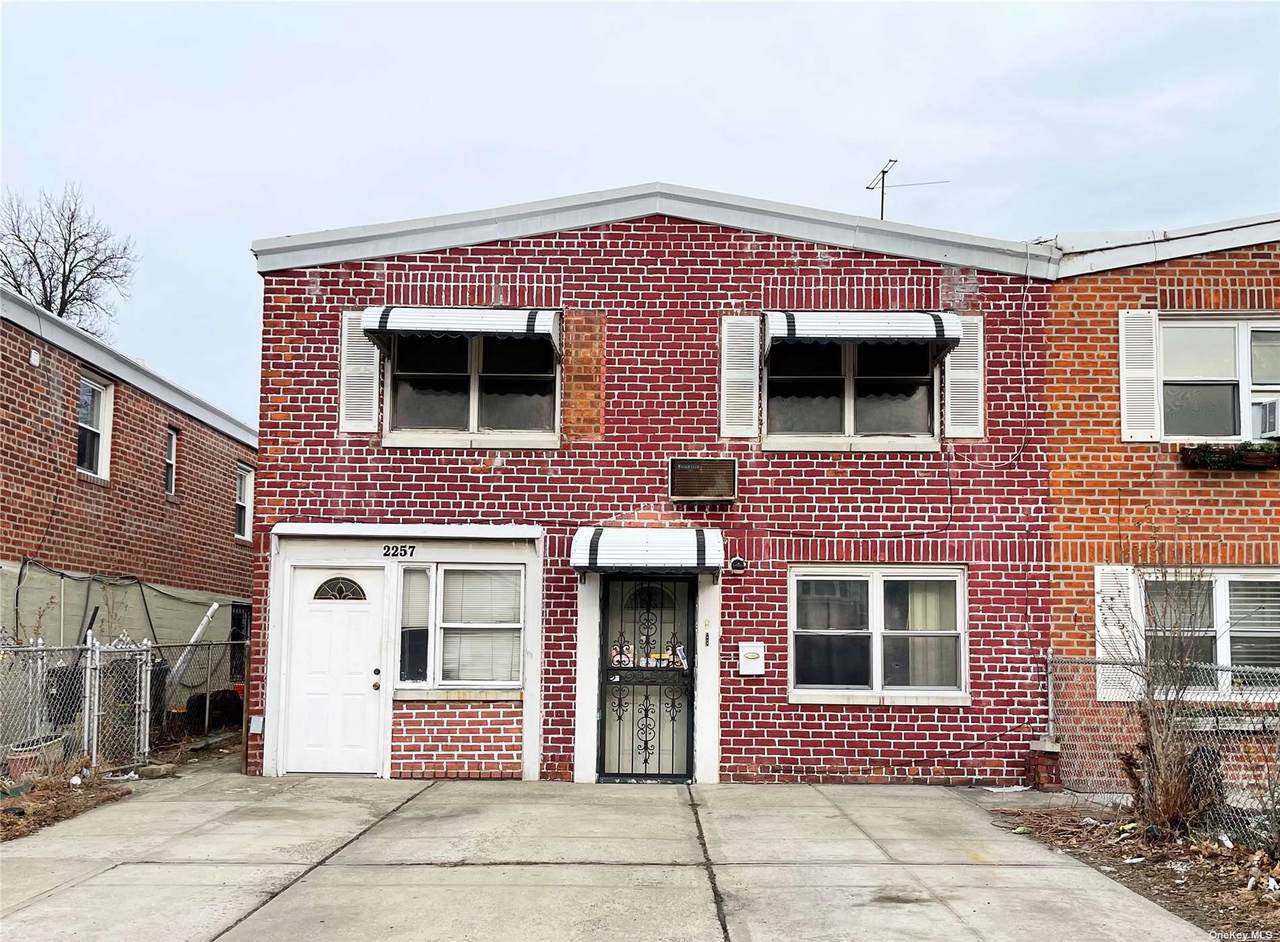 22-57 92 Street - Photo 1