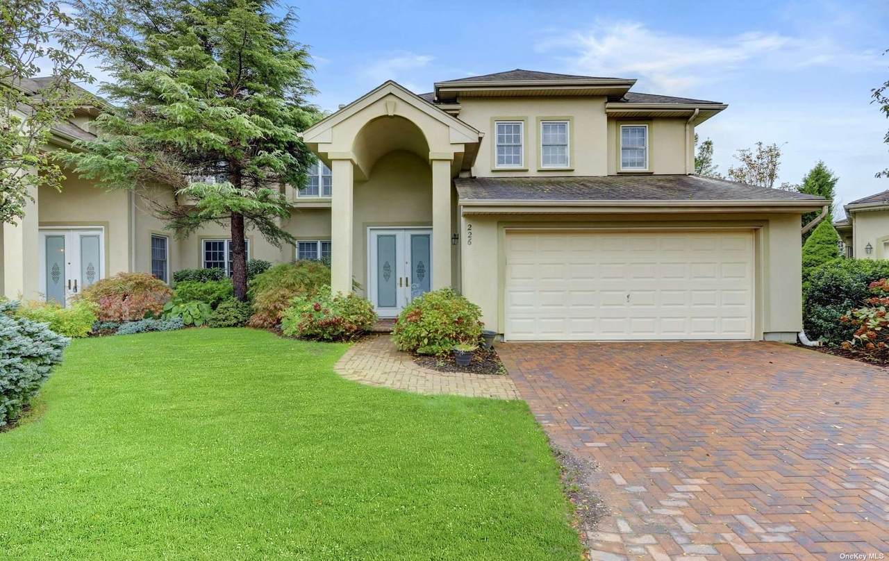 226 Altessa Boulevard - Photo 1