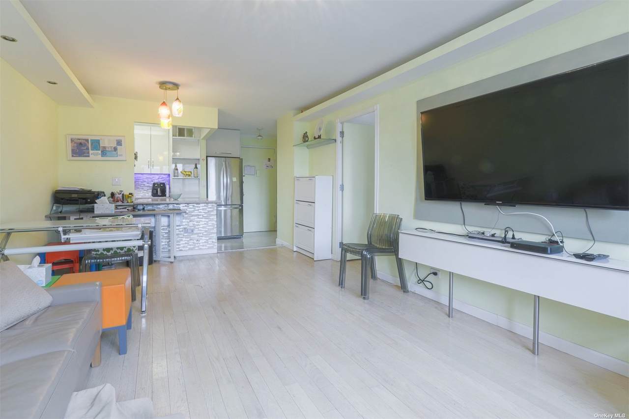 340 East 80th Street - Photo 1