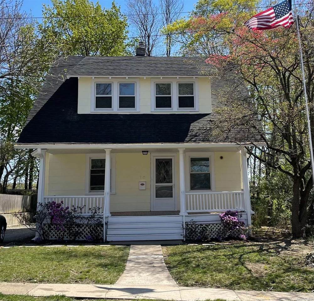 18 Dennis Street - Photo 1