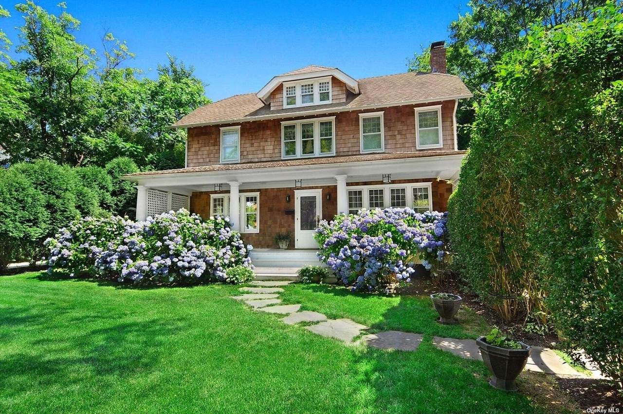 76 Pantigo Road - Photo 1