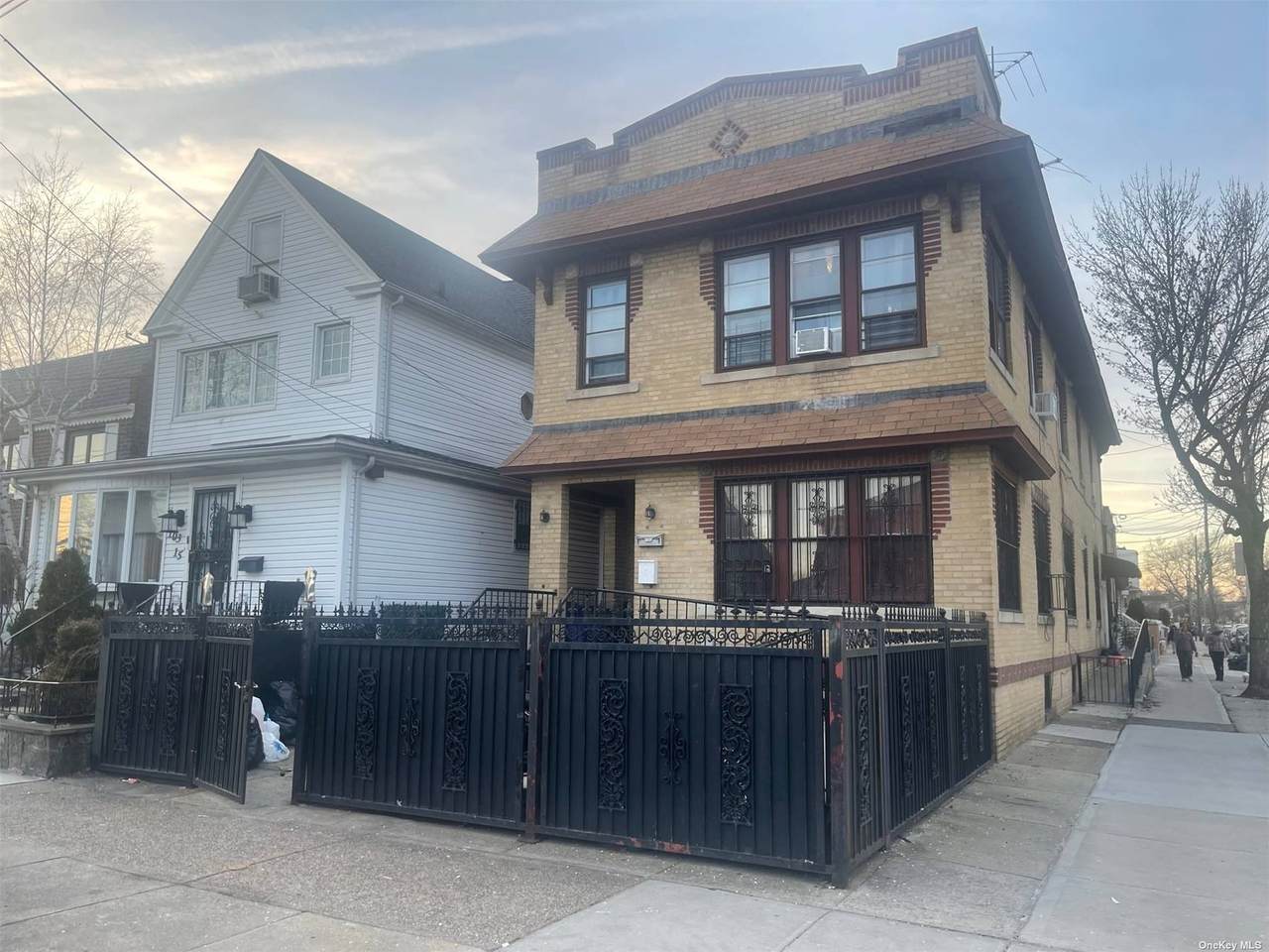 103-19 103rd Avenue - Photo 1