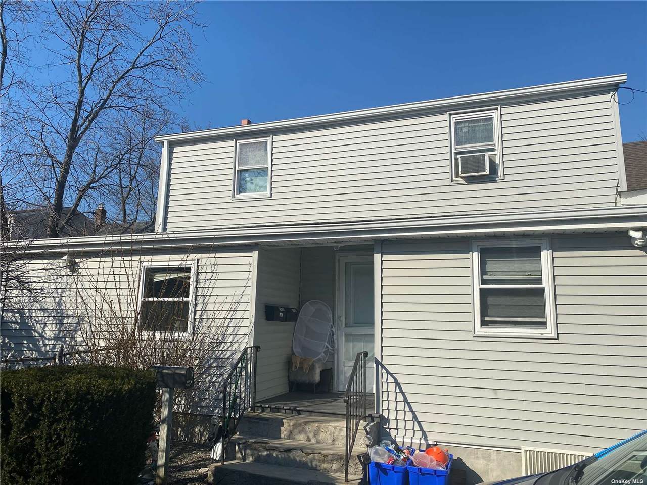 27 4th Avenue - Photo 1