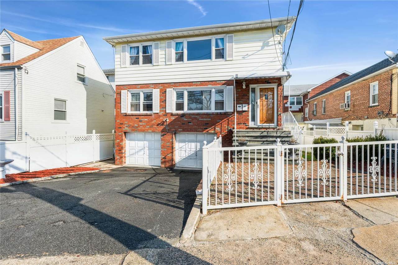 821 Midland Avenue - Photo 1