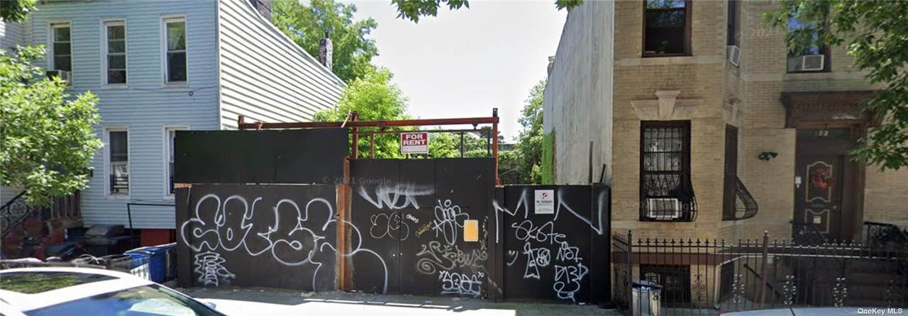 194 Moffat Street - Photo 1