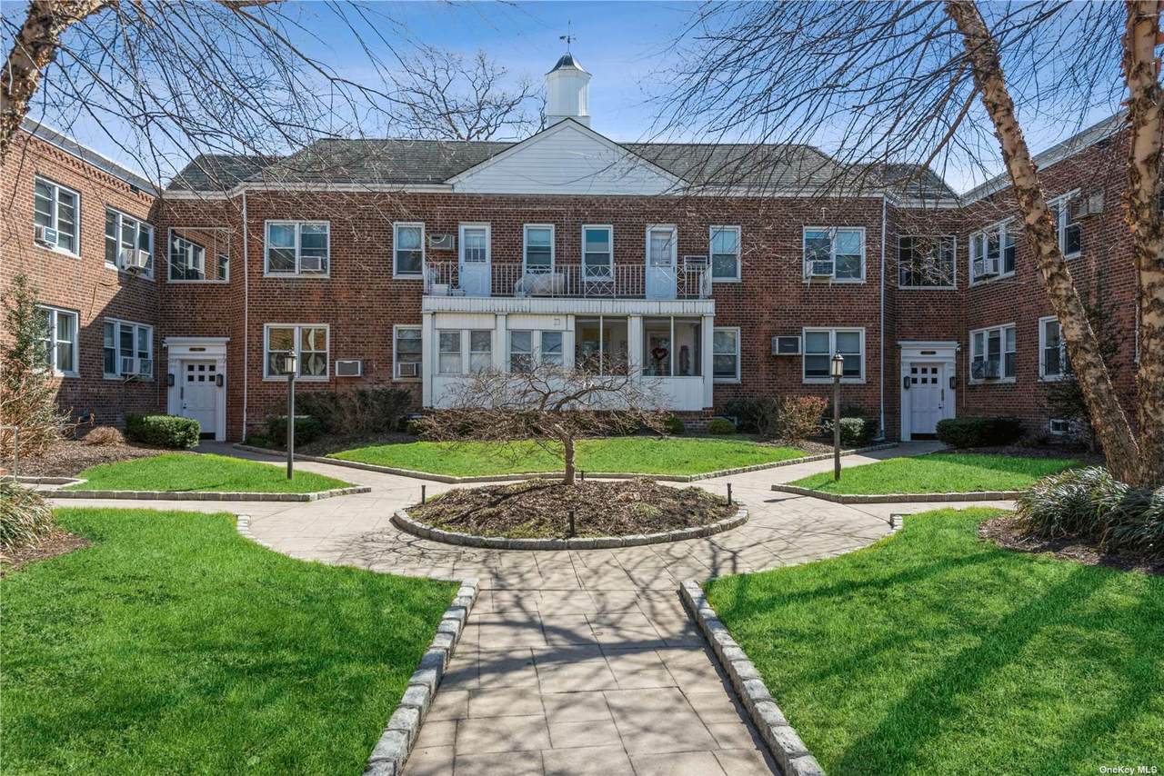 1391 Broadway - Photo 1