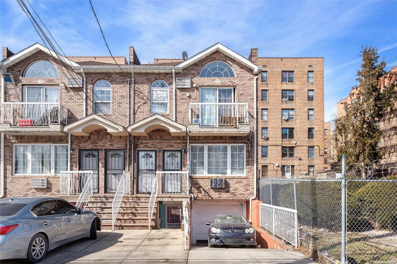 1040 Brooklyn Avenue - Photo 1