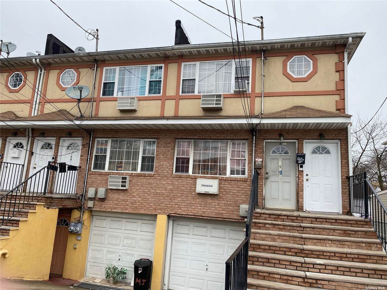119-51 Farmers Boulevard - Photo 1