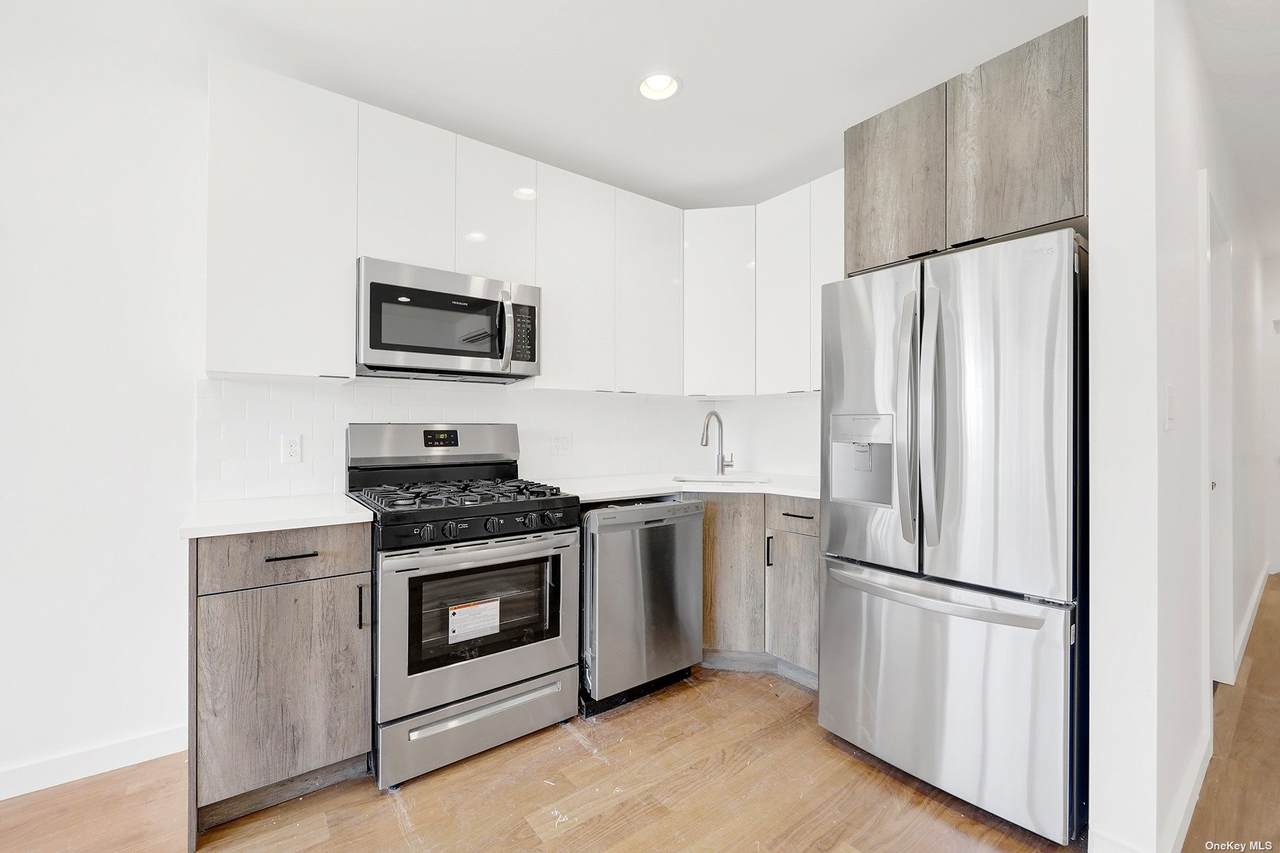 143-27 183 Street - Photo 1