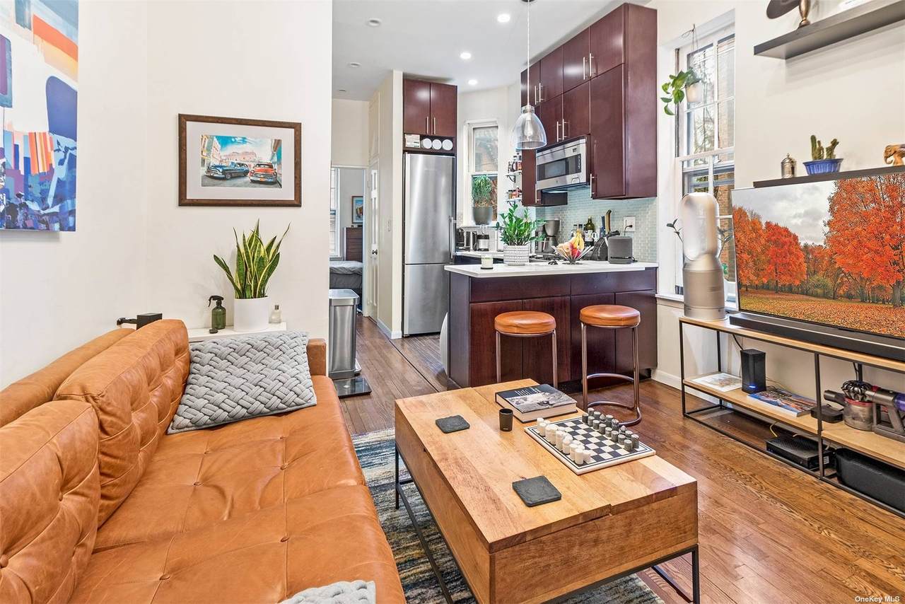 345 21 Street - Photo 1