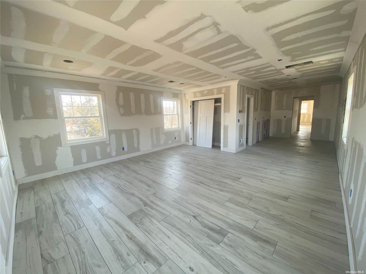 29 Clinton - Photo 1