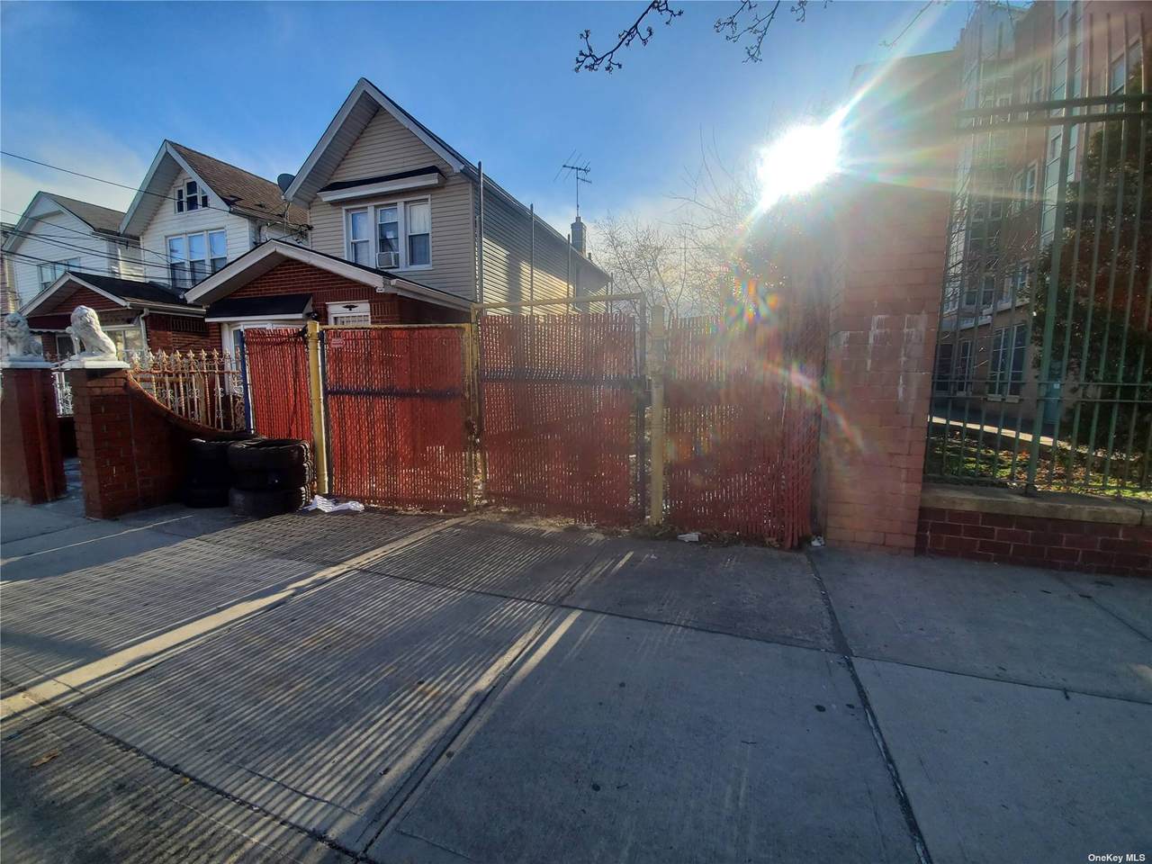 125 Street - Photo 1